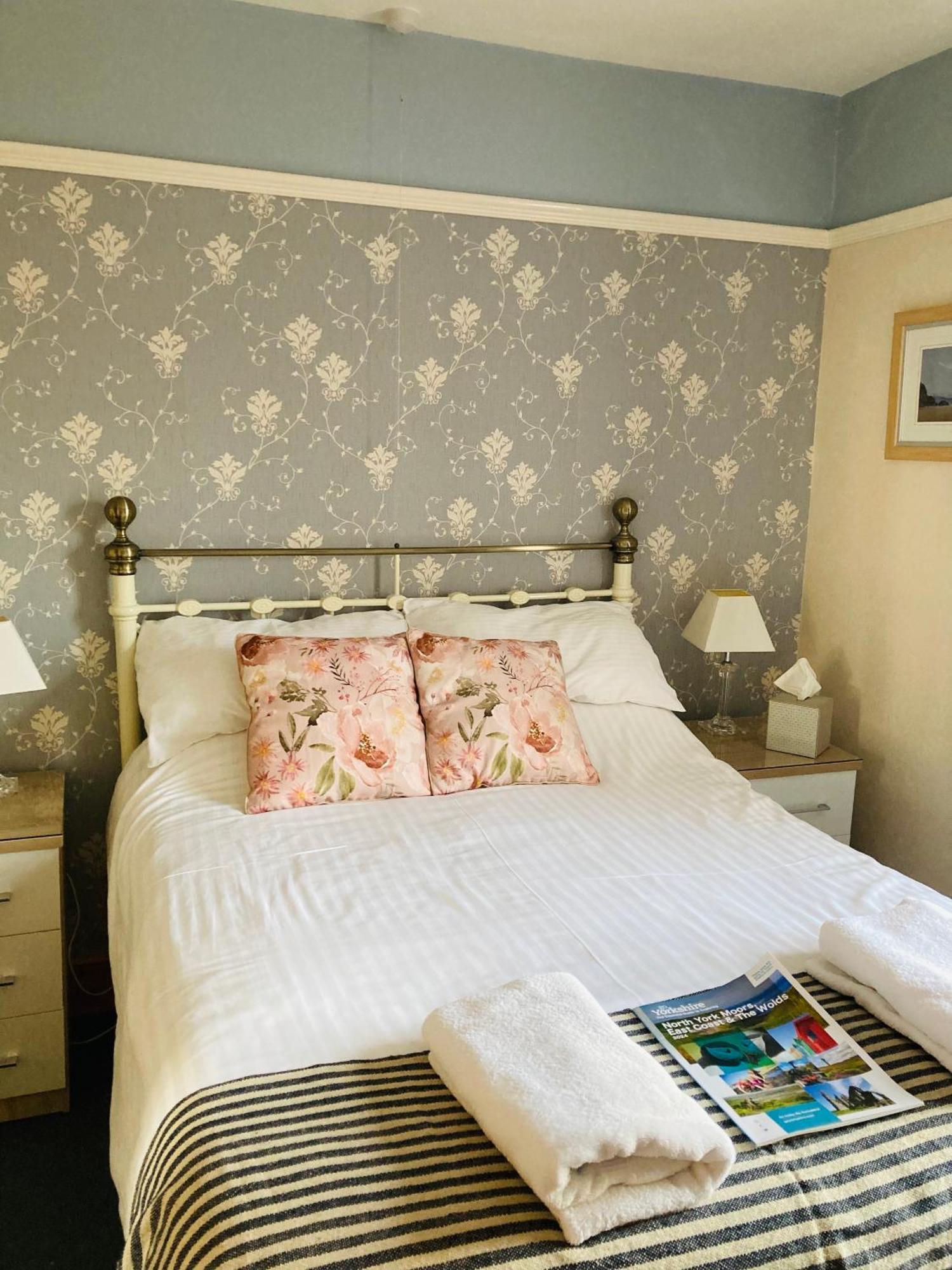The Pathway Guesthouse Whitby Buitenkant foto